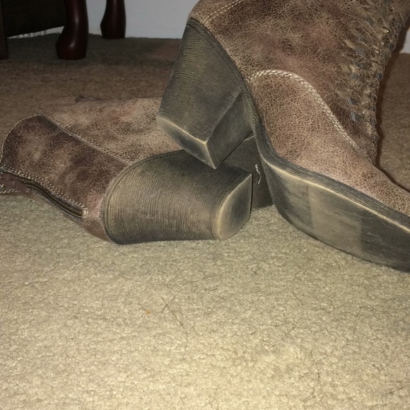 Booties - Picture 4 of 4